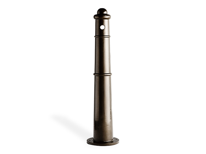 EM426 Heritage Portsea Bollard with Chain Hole option.jpg